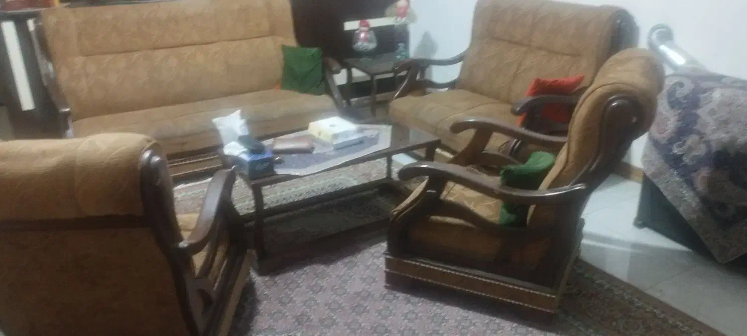 مبلمان هفت نفره|مبلمان خانگی و میز عسلی|شیراز, مسلم|دیوار
