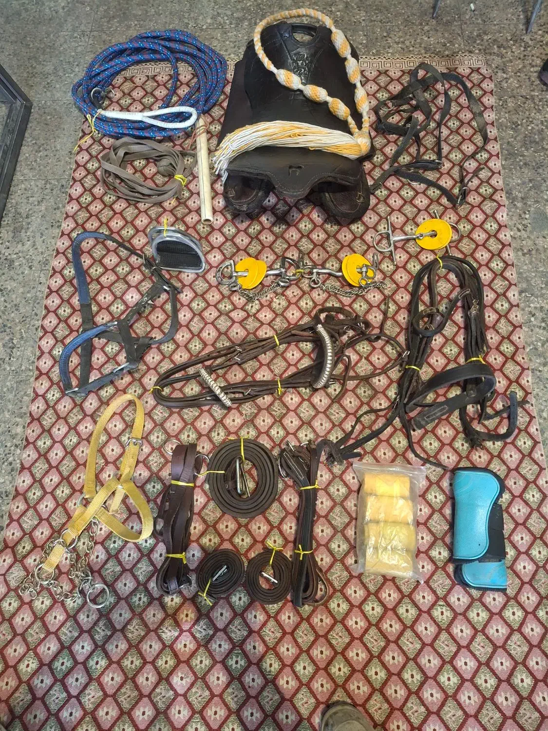 لوازم سوار کاری|اسب و تجهیزات اسب‌سواری|فلاورجان, |دیوار