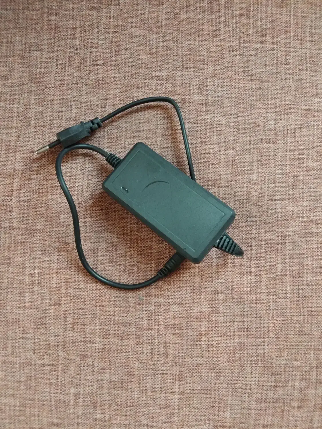 چراغ کاکتوسی در حد نو|لامپ و چراغ|اندیشه, اندیشه فاز ۳|دیوار