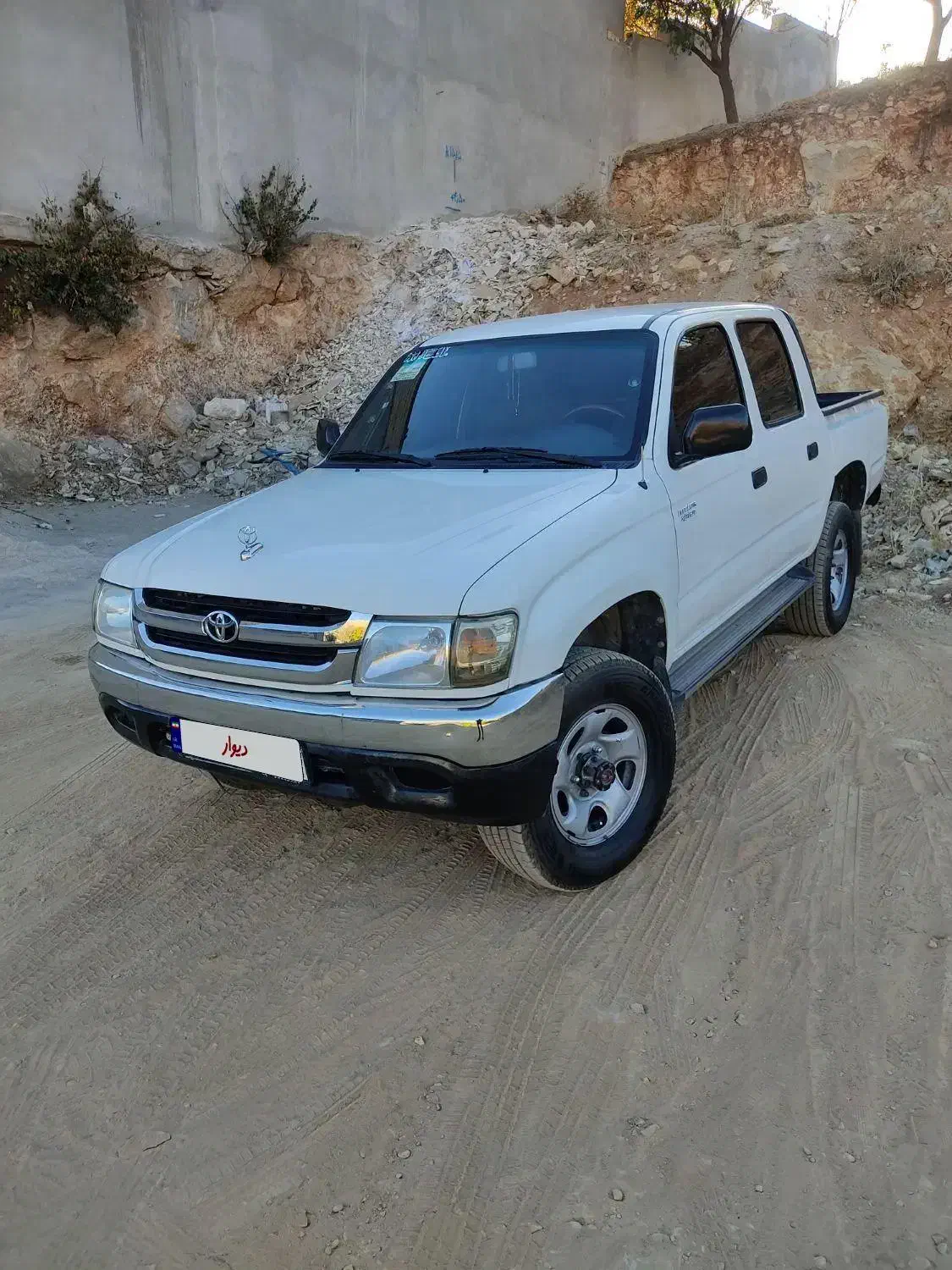 تویوتا هایلوکس تایگر مدل 2001|خودرو سواری و وانت|فارسان, |دیوار