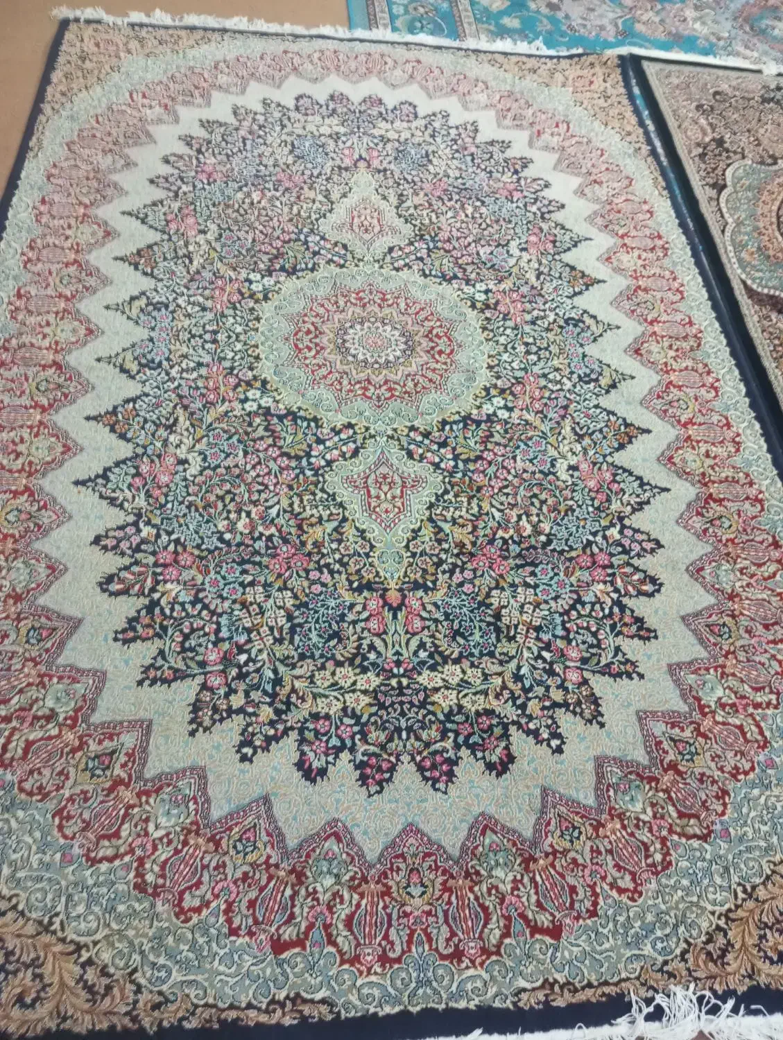 4 عدد فرش 6 متری سالم و تمیز|فرش|قرچک, داوود آباد|دیوار