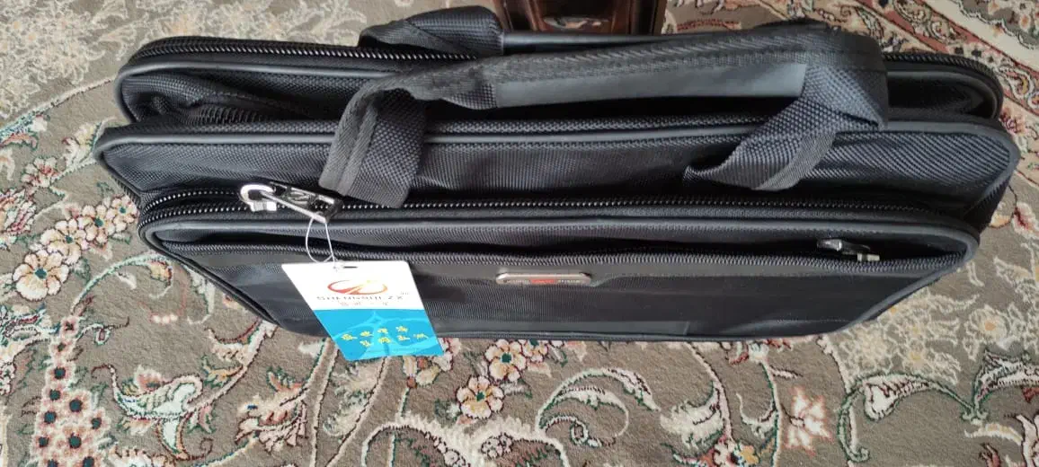 کیف دوشی، کیف لپ تاپ|کیف، کفش، کمربند|نجف‌آباد, منتظری شمالی|دیوار