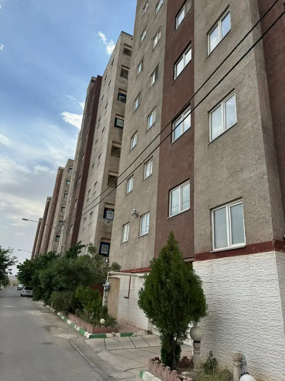 ابریشم/۹۰متر مارگون/ زون جلو ویوابدی/ پارکینگ سندی|فروش آپارتمان|چهارباغ, |دیوار