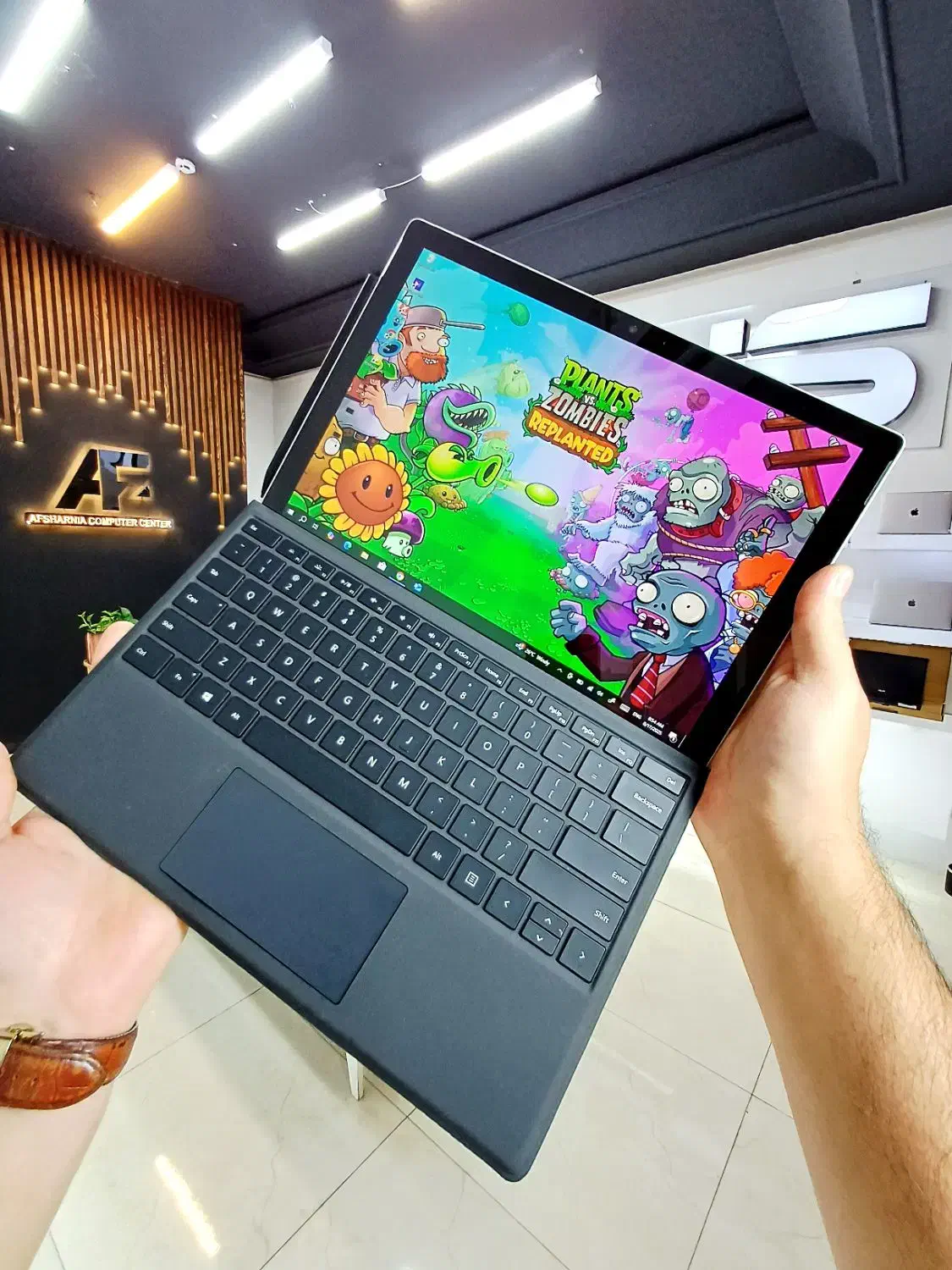 microsoft  surface|رایانه همراه|نیشابور, دارایی|دیوار