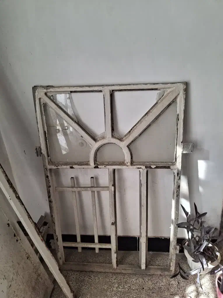 پنجره و سنگ برا دیوار یا پی ساختمان|مصالح و تجهیزات ساختمان|کوهدشت, |دیوار