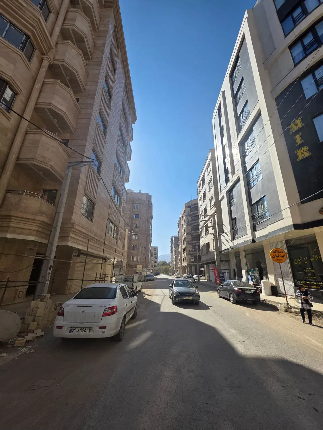 فروش فوری آپارتمان مبله ۳نبش ۱۹۵متر + ۳خواب ۲مستر|فروش آپارتمان|ارومیه, |دیوار