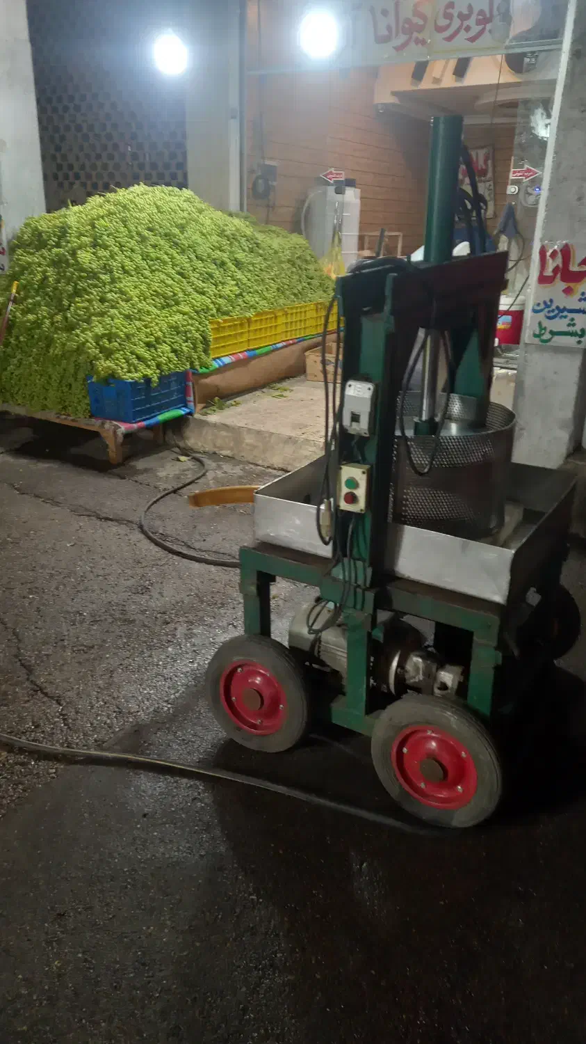 دستگاه اب انار گیری/ابغوره گیری/ابلیموگیری|ماشین‌آلات صنعتی|شیراز, بریجستون|دیوار