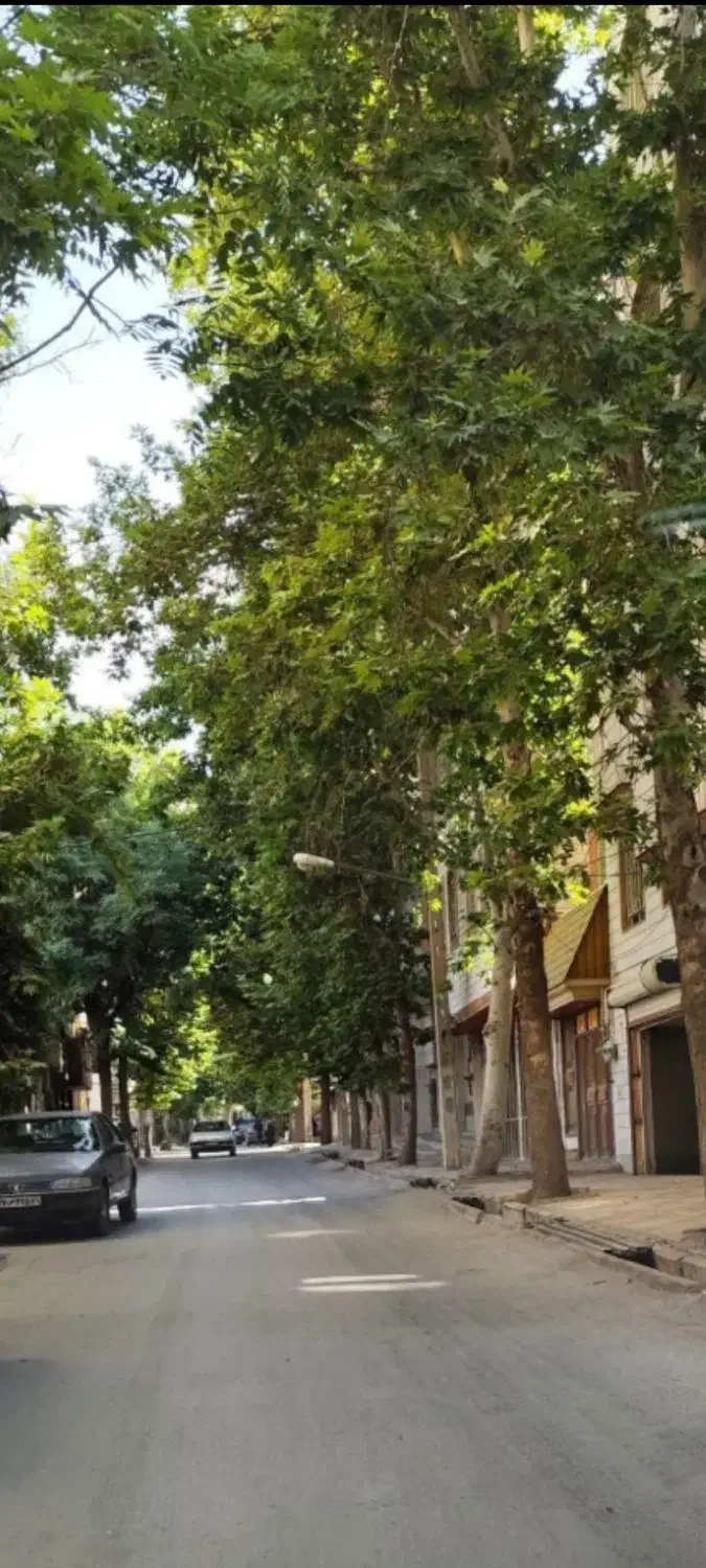 آپارتمان، ستارخان سمت انقلاب ۱۲۱ متری|پیشفروش املاک|خرمآباد, |دیوار