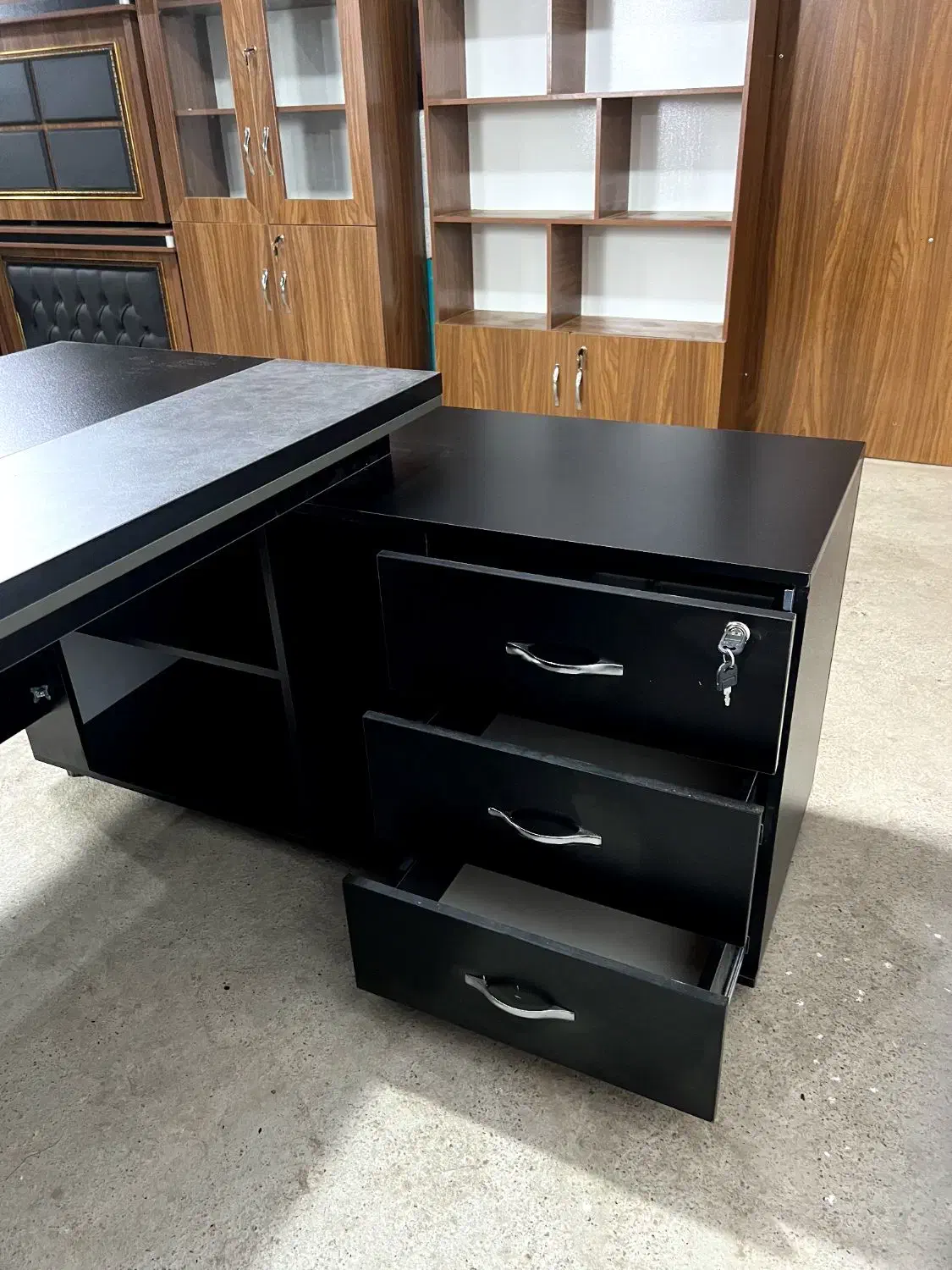 تولیدو پخش کد1میز و صندلی|دفتر کار|کرج, کمالشهر|دیوار