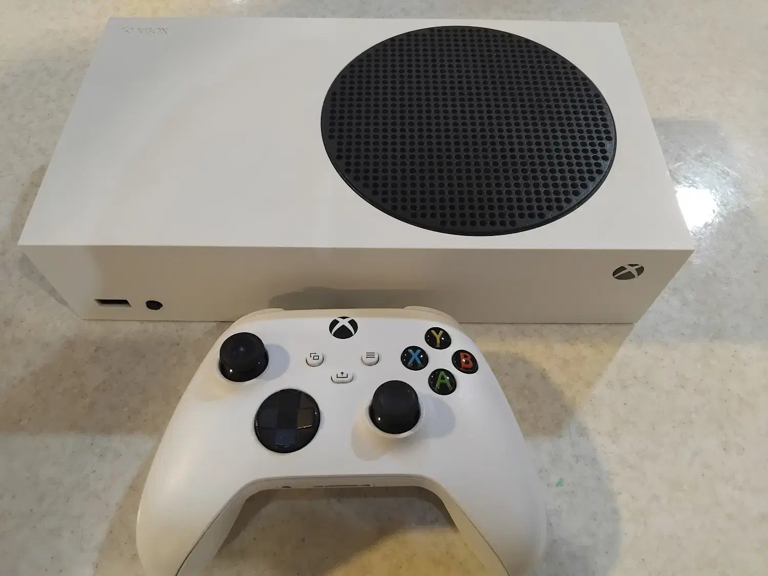 ایکس باکس سری اس بسیار کم کار و نو|کنسول، بازی ویدئویی و آنلاین|کرمان, |دیوار