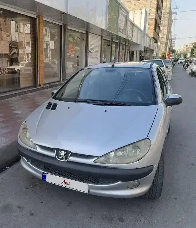 پژو ۲۰۶ sd صندوقدار آریان V8 مدل ۸۸|خودرو سواری و وانت|تهران, تهرانسر شرقی|دیوار