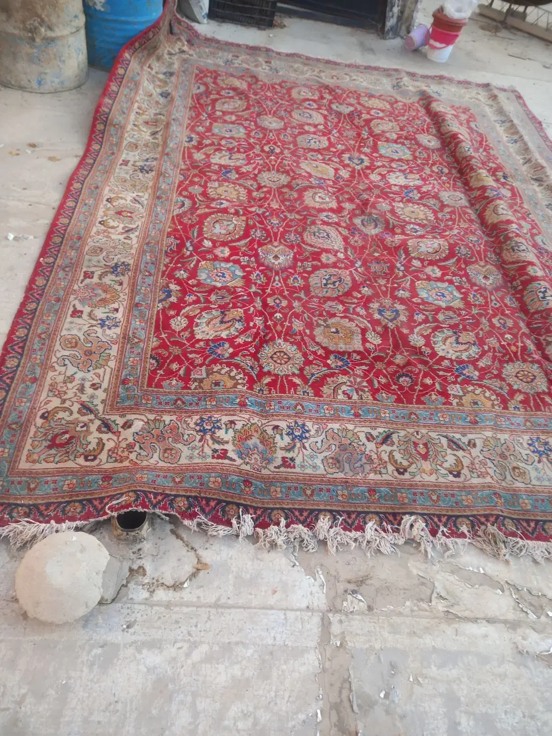 قالی دست بافت قدیمی|فرش|خمینی‌شهر, |دیوار