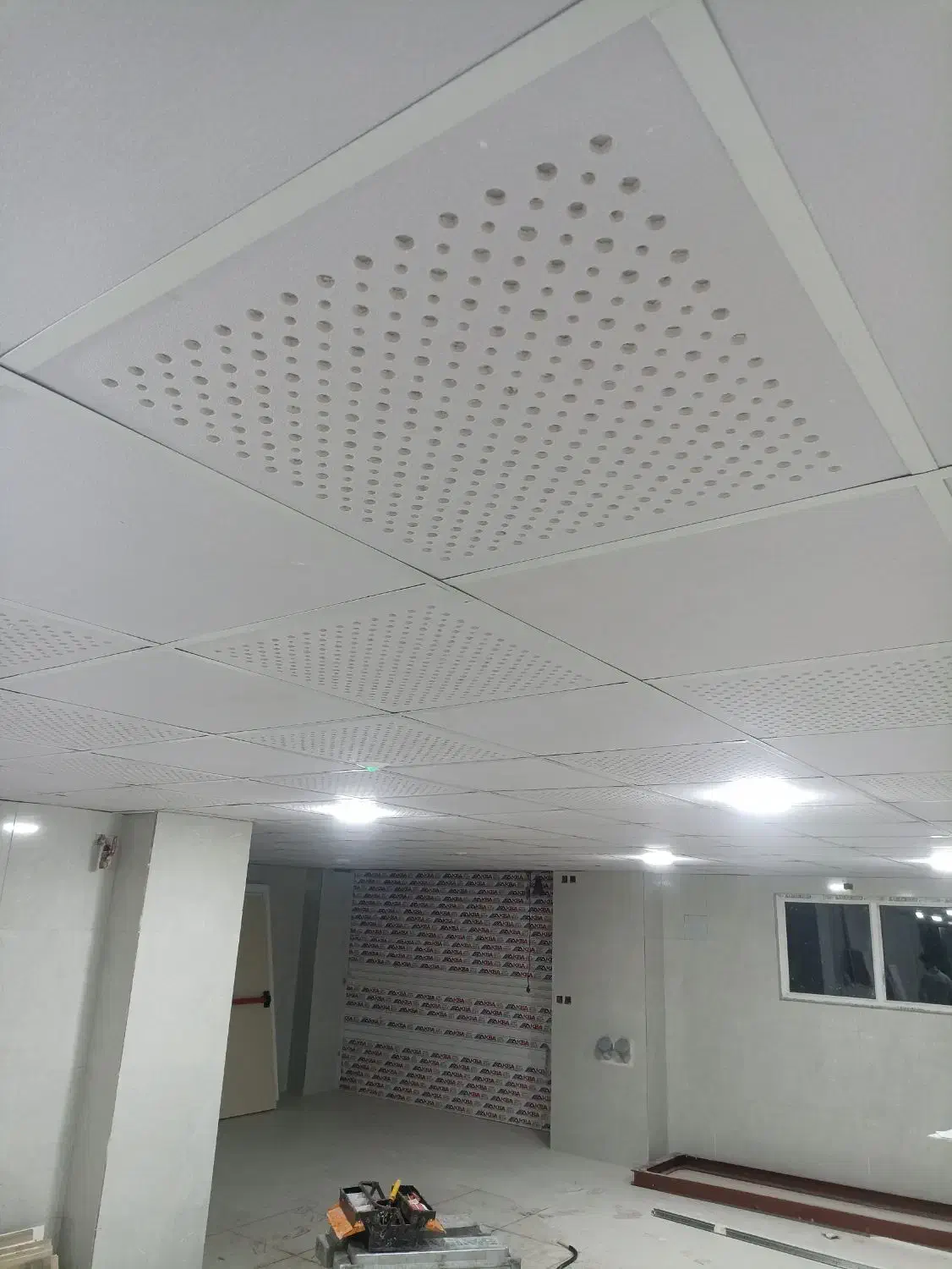 اجرای پارکت و پانل pvc آرمسترانگ|خدمات پیشه و مهارت|اردبیل, |دیوار