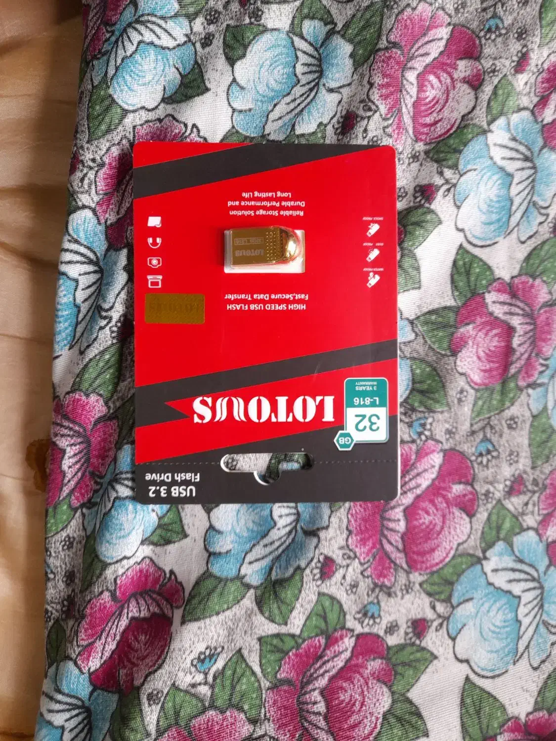 فلش|قطعات و لوازم جانبی رایانه|یاسوج, |دیوار