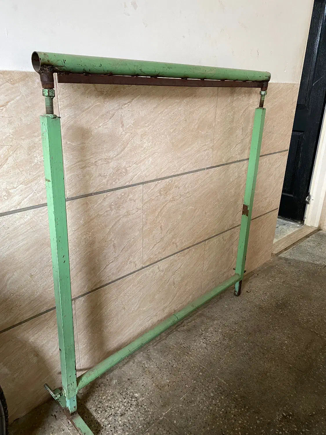 دار قالی|ابزارآلات|بروجرد, |دیوار