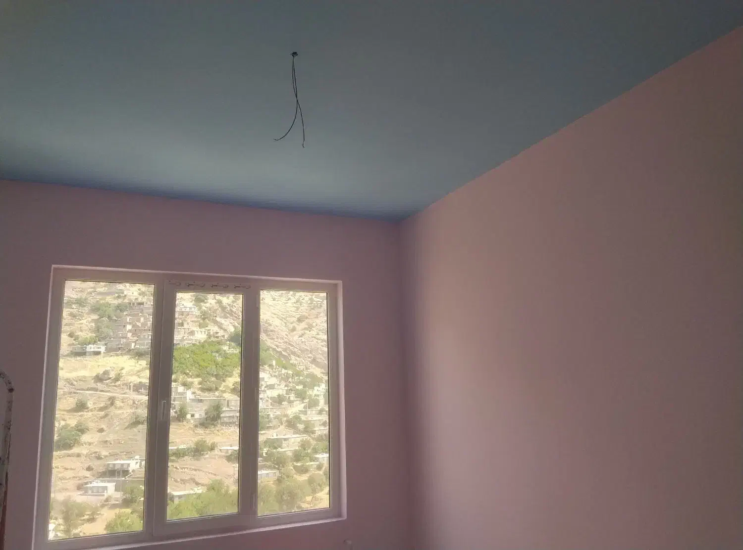 نقاشی ساختمان و طرح کاغذ دیواری|خدمات پیشه و مهارت|مریوان, |دیوار