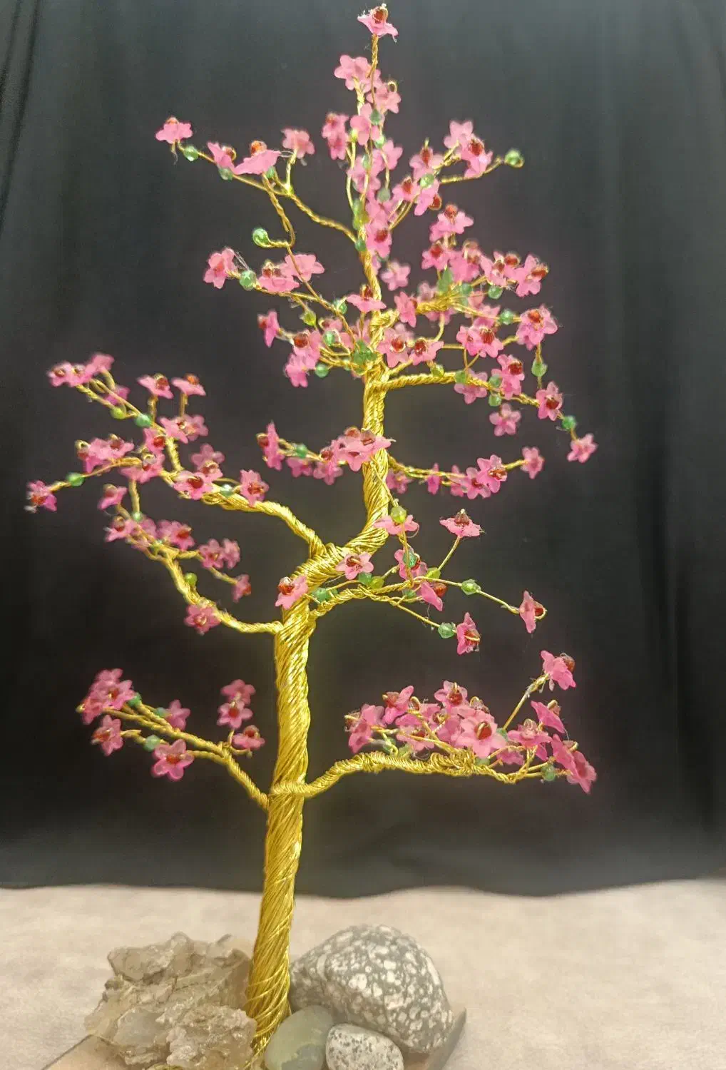 پذیرش سفارش باکس گل/ دسته گل عروس و گل تزیینی|گل مصنوعی|رشت, کوی حسینی|دیوار