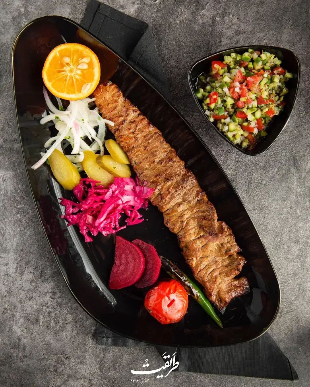 جذب نیرو در تمام سکشن های رستوران/باشرایط ویژه|استخدام خدمات فروشگاه و رستوران|تهران, جردن|دیوار
