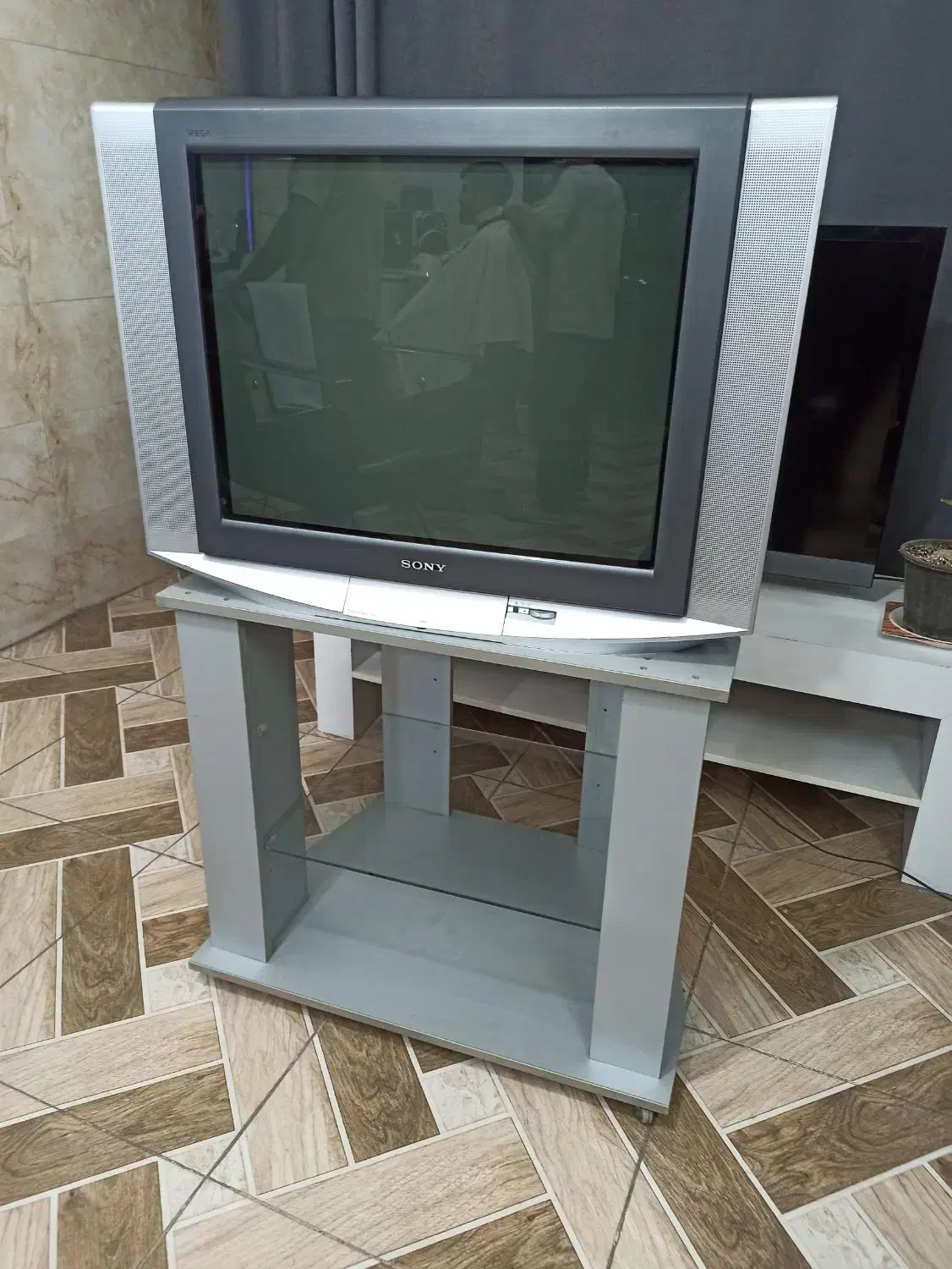 تلوزیون 29 اینچ سونی عتیقه|تلویزیون و پروژکتور|فردیس, شهرک شهید حسینی|دیوار