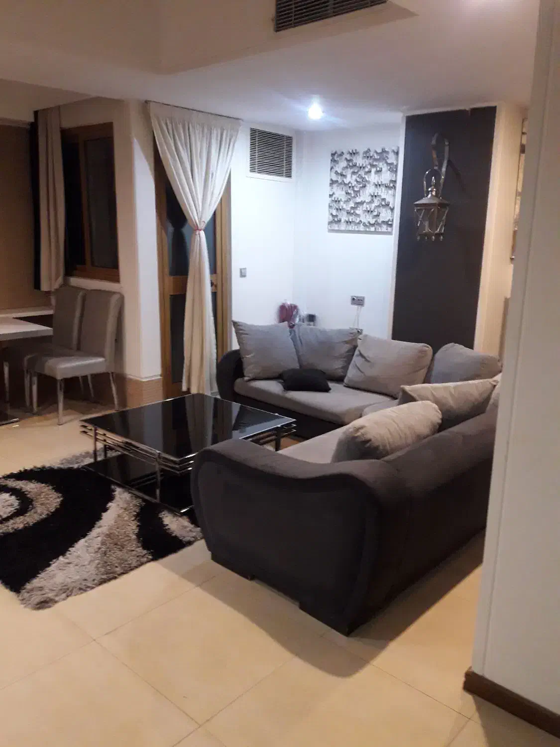 فرشته ۸۵متر مجردی مبله کامل