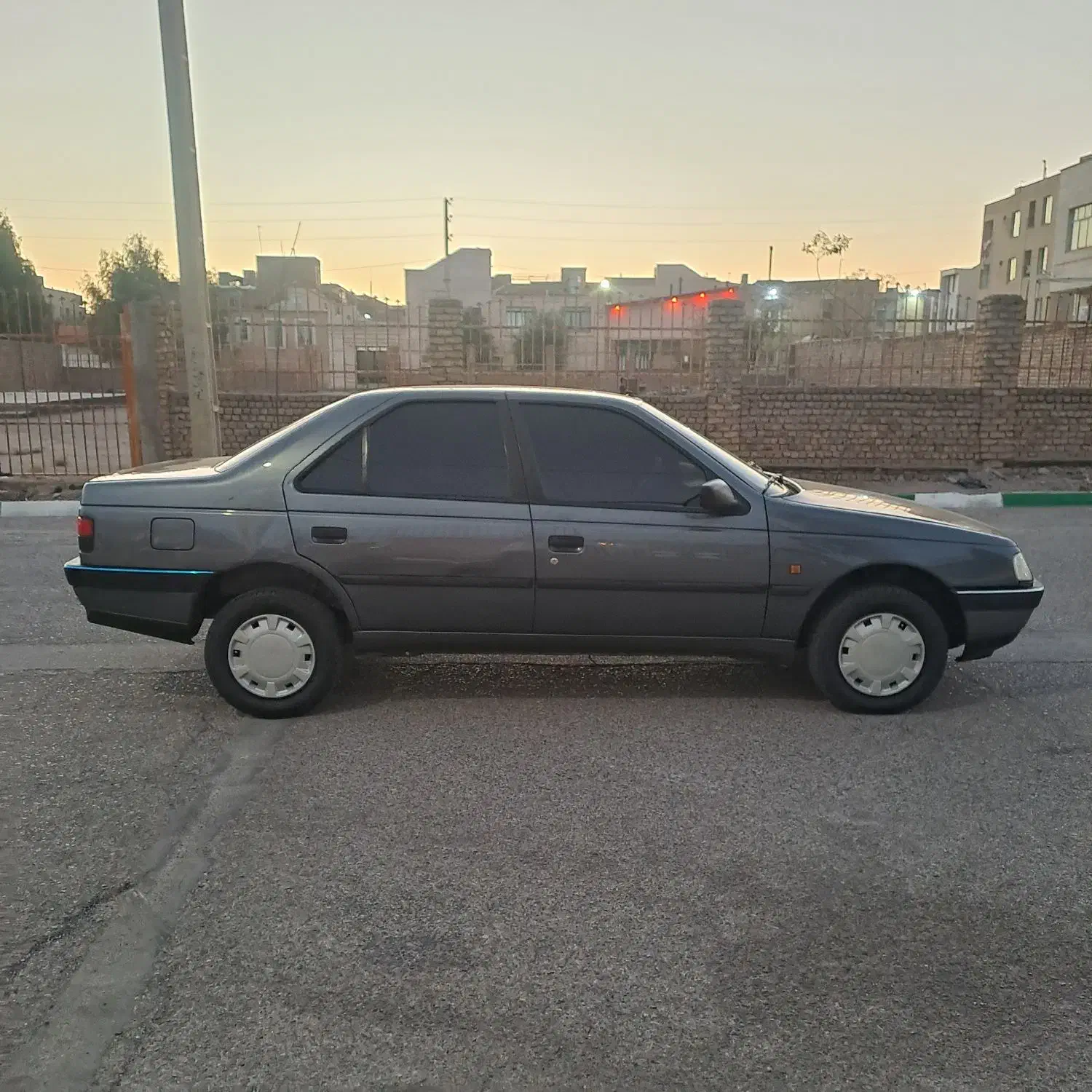 پژو ۴۰۵ مدل ۹۳ داشبورد جدید|خودرو سواری و وانت|ساوه, |دیوار