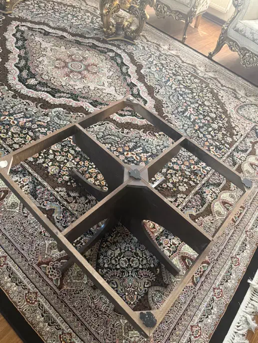 میز وسط|مبلمان خانگی و میز عسلی|شیراز, فرهنگ شهر|دیوار