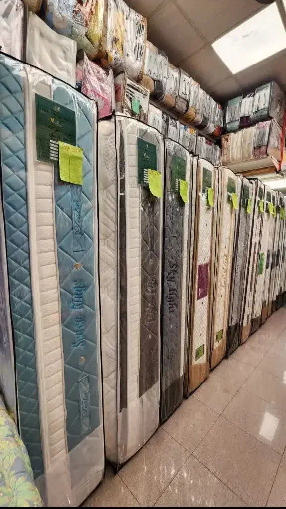 تشک یونیک  نقد واقساط  سه الی چهار ماهه|تشک تختخواب|قروه, |دیوار