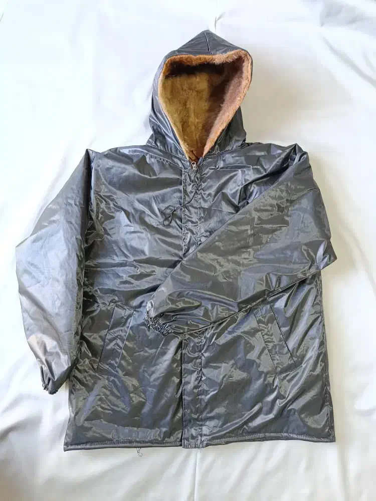 بادگیر خزدار ضدآب|لباس|مشهد, مصلی (کارمندان اول)|دیوار