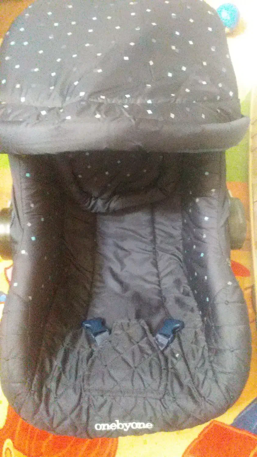 کریر در حد نو وتمیز|کالسکه و لوازم جانبی|تبریز, |دیوار