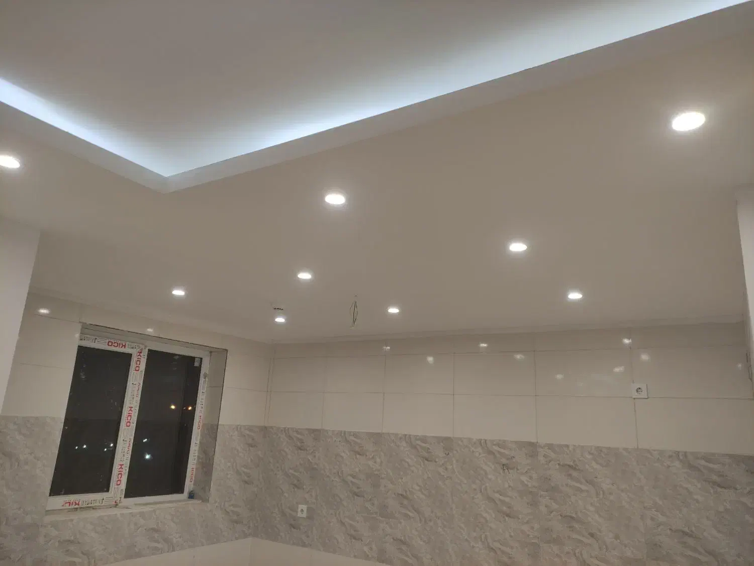 برقکار، برق|خدمات پیشه و مهارت|شهرکرد, |دیوار