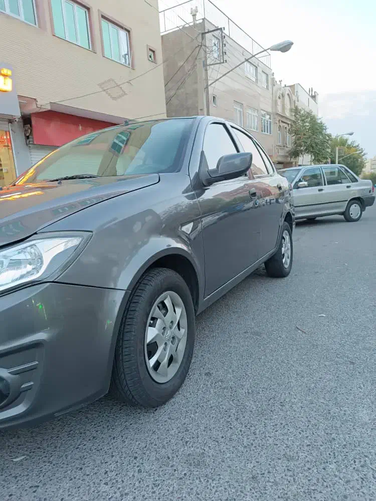 ساینا مدل ۹۸ در حد بدون رنگ نقد اقساط|خودرو سواری و وانت|تبریز, |دیوار