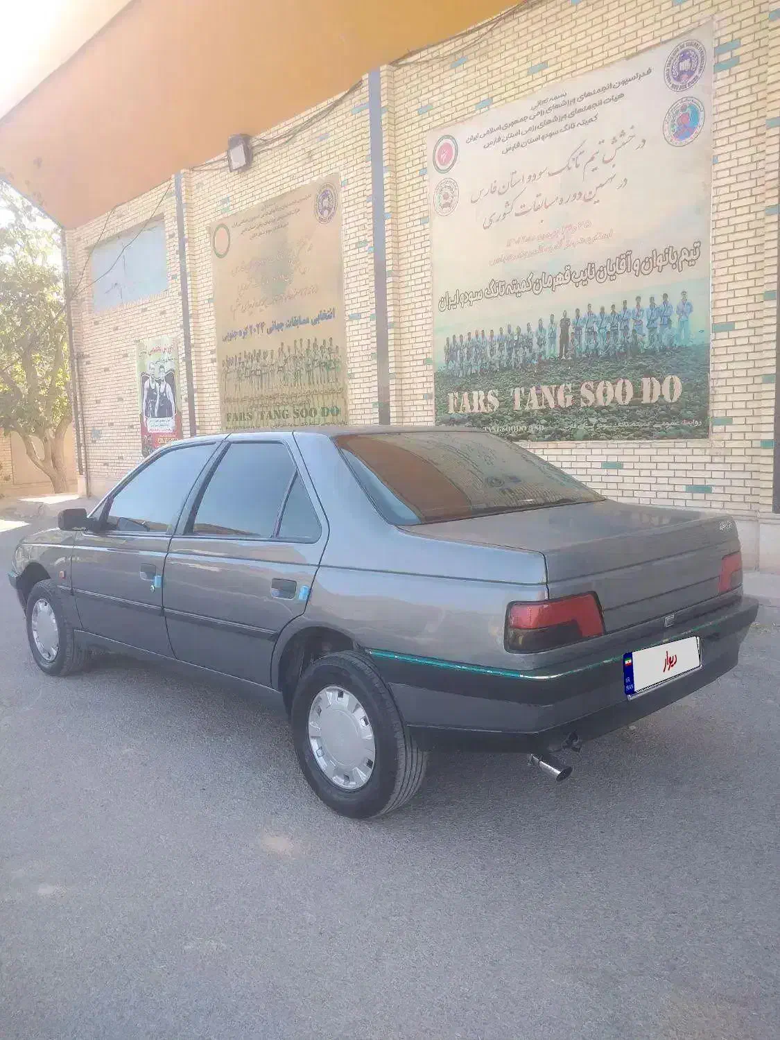پژو 405 GLX بنزینی، مدل ۱۳۹۰ تمام فابریک|خودرو سواری و وانت|شیراز, شهرک مدرس|دیوار
