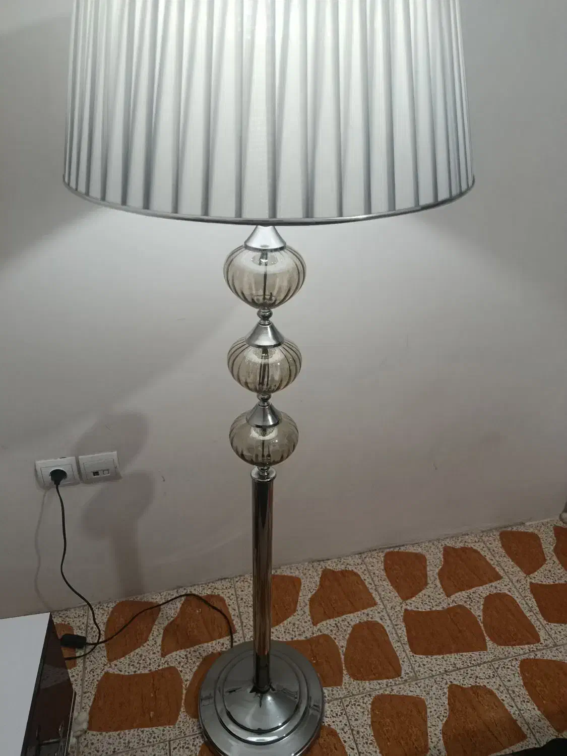 آواژور|چراغ خواب و آباژور|پرند, فاز ۶|دیوار