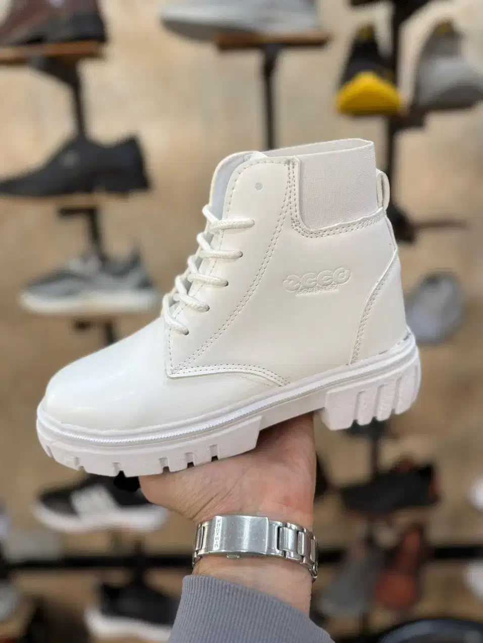 بوت زنانه از 290تت590 کفش خوشتیپ نبش کارگر۳۱کفش|کیف، کفش، کمربند|بیرجند, |دیوار