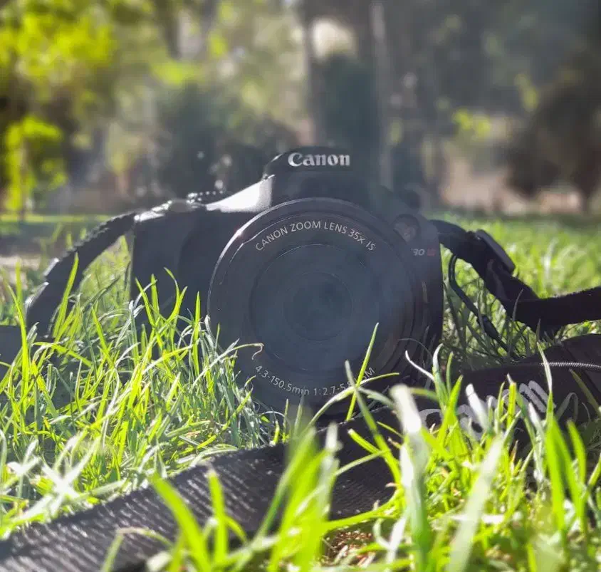 دوربین canon sx30 بدون خش همراه جعبه و کیف حمل|دوربین عکاسی و فیلم‌برداری|قم, سالاریه|دیوار
