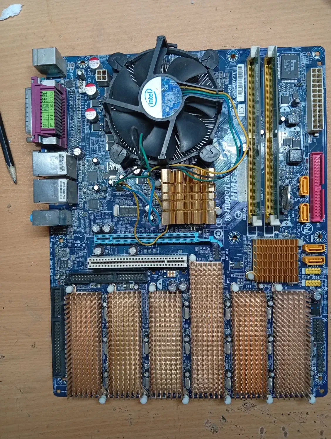 مادربرد کارکرده به همراه 2گیگ رم و CPU|قطعات و لوازم جانبی رایانه|تهران, شاهین|دیوار