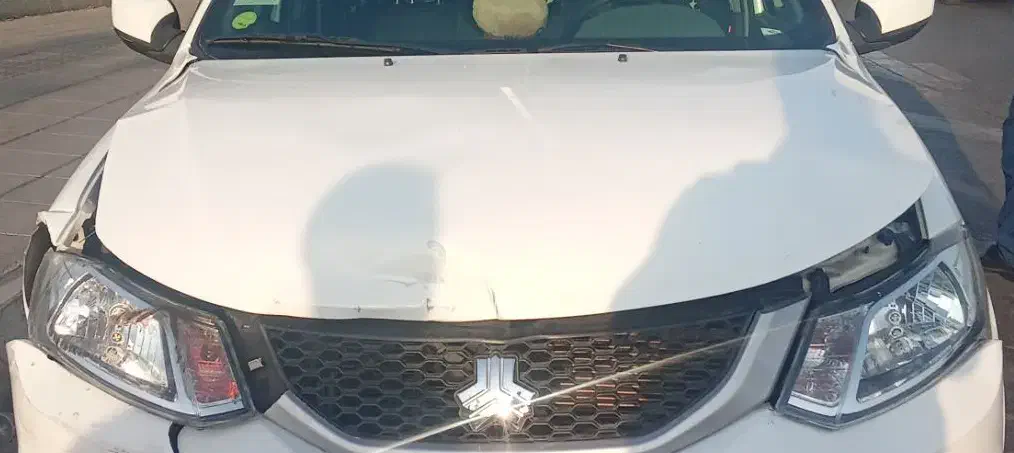 کاپوت بی‌رنگ‌ ساینا/بالولای فابریک/نیاز به تعمیر|قطعات یدکی و لوازم جانبی|تهران, هاشمی|دیوار