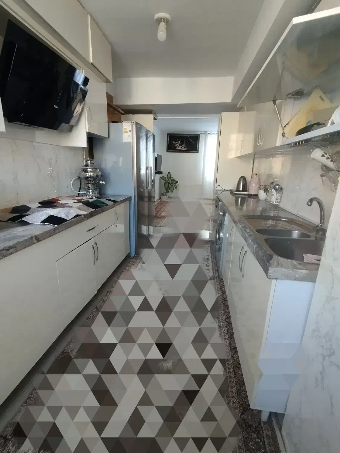 فروش واحد عثمان آباد طبقه دوم« بالای همکف»|فروش آپارتمان|بانه, |دیوار