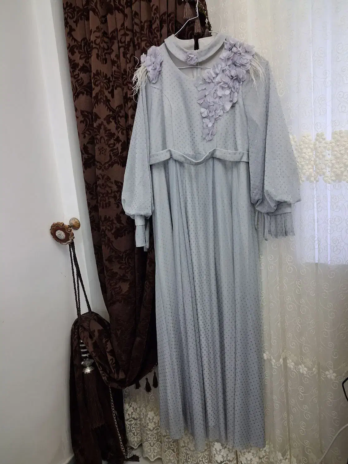 لباس مجلسی|لباس|ماسال, |دیوار