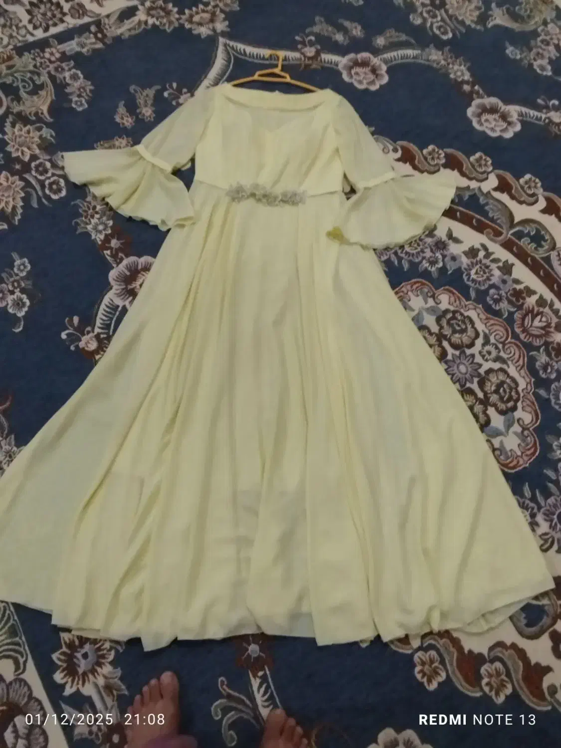 لباس مجلسی|لباس|وحدتیه, |دیوار