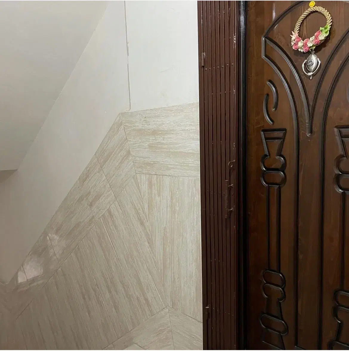 رهن اپارتمان تک واحدی ۶۲ متری