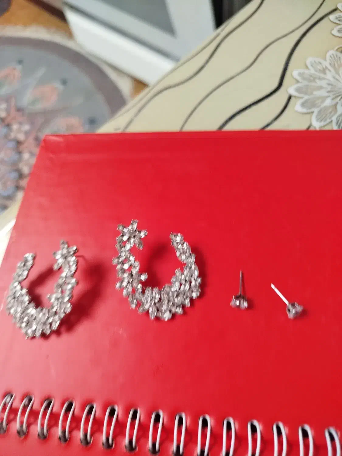 دوعدد گوشواره|بدلیجات|شیروان (خراسان), |دیوار