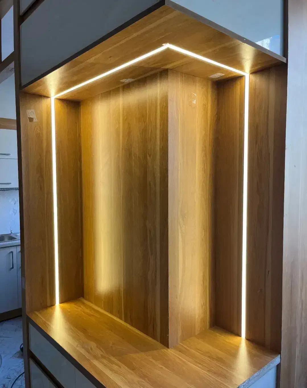 نور لاین و لاینر. نصب تعمیرات خدمات|ریسه و چراغ تزئینی|قم, دورشهر|دیوار