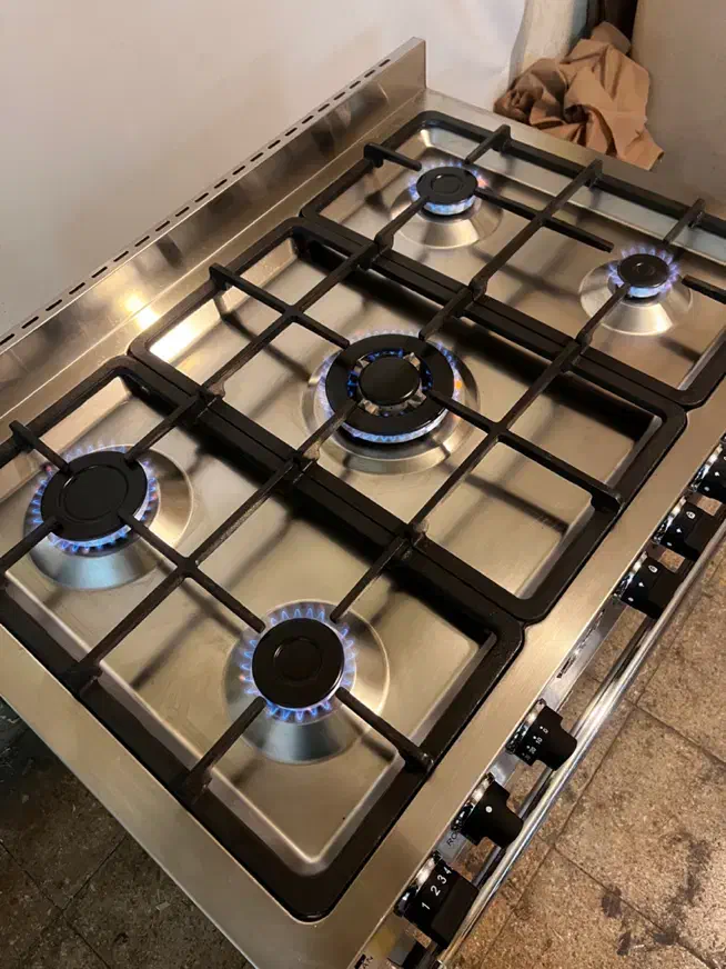 اجاق گاز استیل اسنوا مشابه نو فندار|اجاق گاز و لوازم برقی پخت‌وپز|اصفهان, دستگرده|دیوار