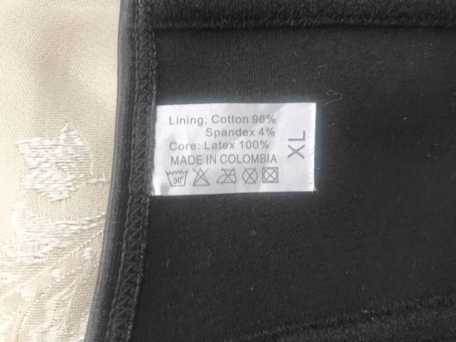 گن ساعت شنی|لباس|خرمآباد, |دیوار