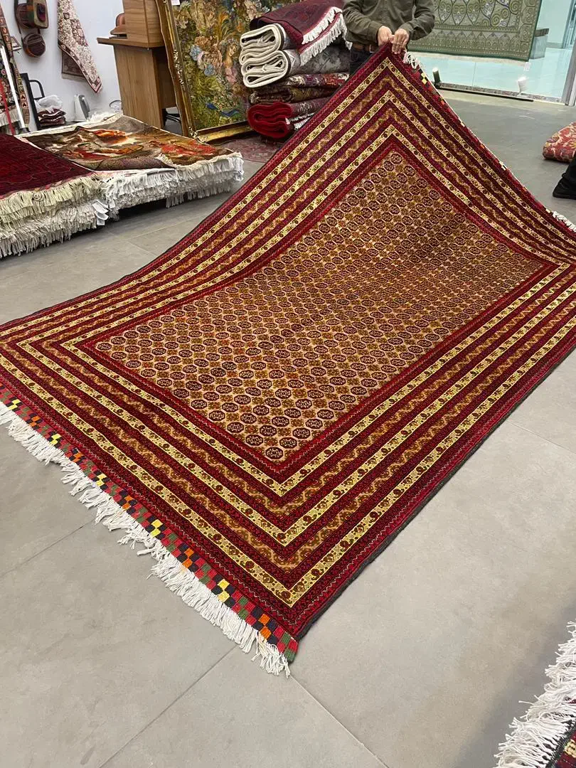 فرش دستباف (بساک)چقدر زیبا و دلنواز تمام کرک|فرش|مشکین‌دشت, |دیوار