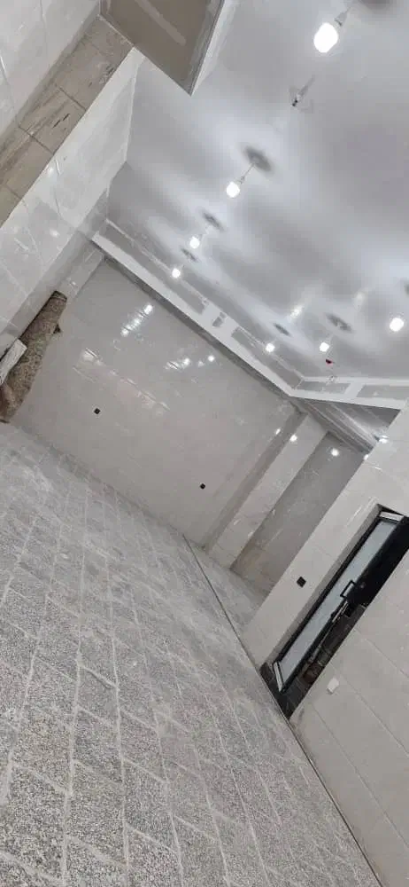 فضایی عالی برای باشگاه یا تولیدی|اجارهٔ کوتاه‌مدت دفتر کار و فضای آموزشی|خمینی‌شهر, |دیوار