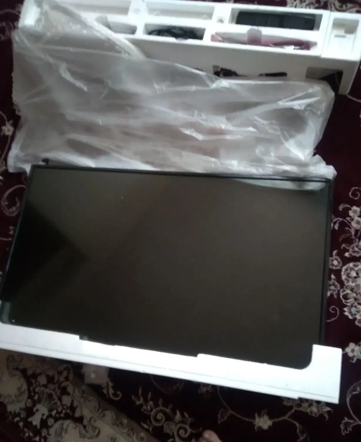 تلویزیون ۴۳|تلویزیون و پروژکتور|بهار, |دیوار