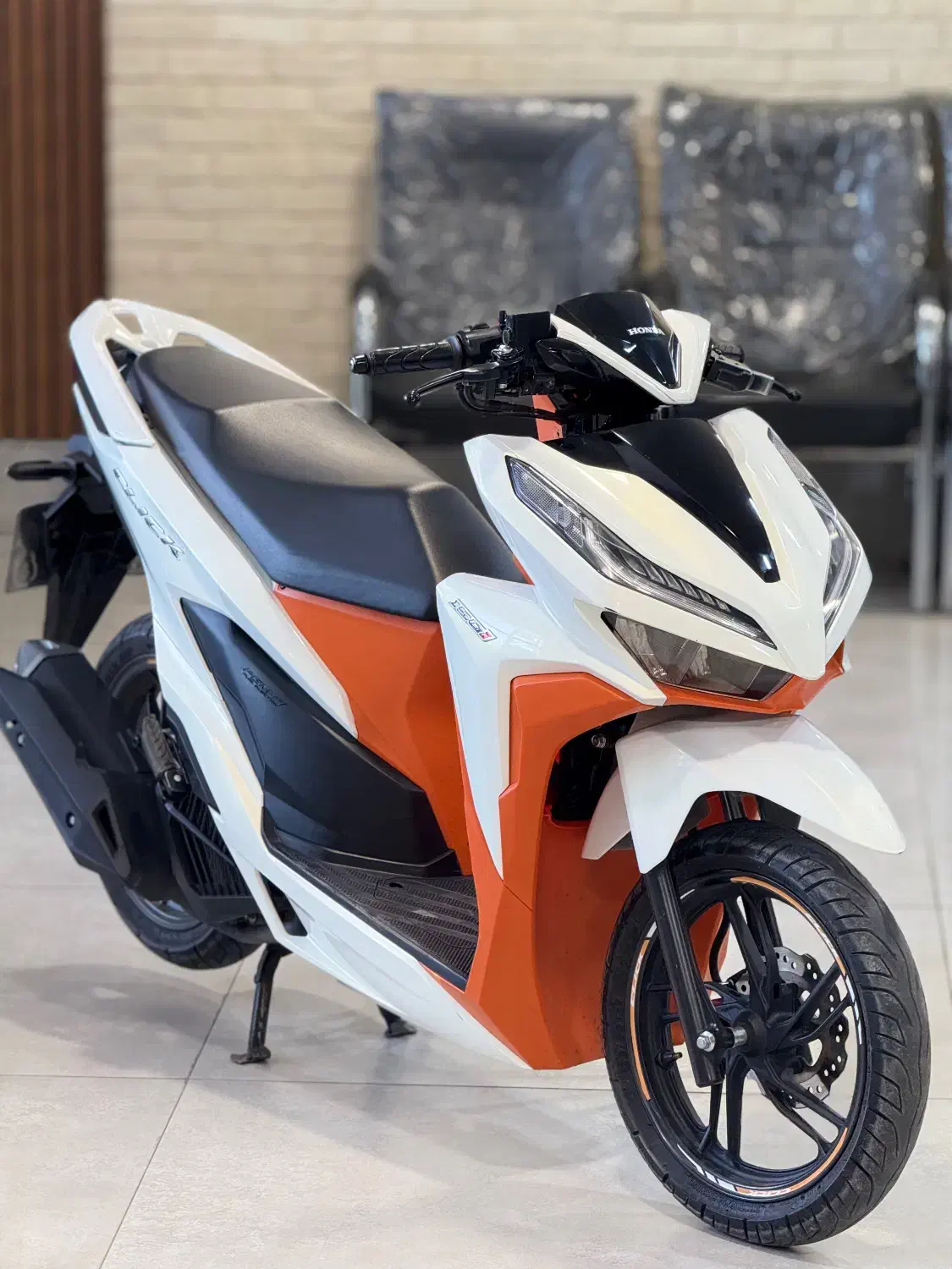 هوندا کلیک اصلی|موتورسیکلت|تربتحیدریه, جانبازان|دیوار