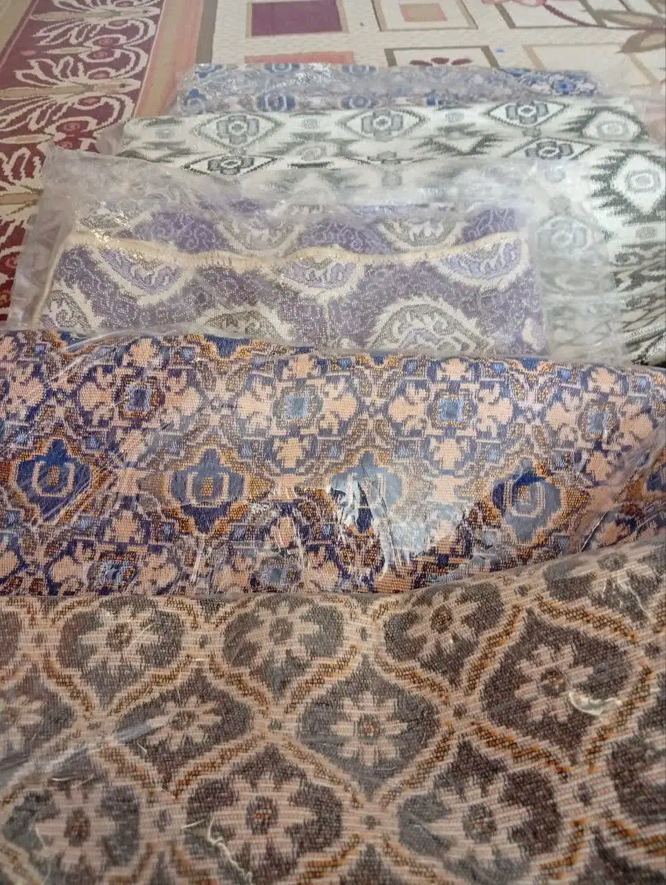 زیر سفری ۳ متری قیمت ۲۳۰ تومان آدرس نوشاباد|روفرشی|آران و بیدگل, |دیوار